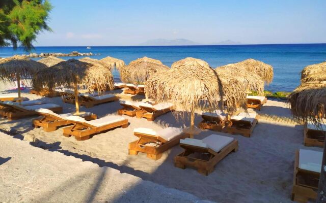 Cabana Blu Hotel & Suites