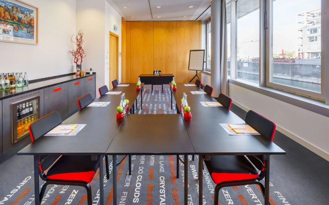 art'otel Cologne powered by Radisson Hotels