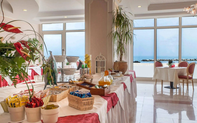 Hotel Imperial Beach