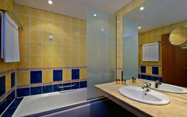 Sol Nessebar Bay & Mare Resort