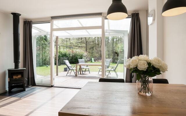 Secluded Bungalow in Laag-soeren With Garden