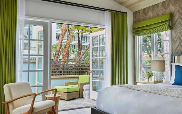 Fairmont Miramar Hotel