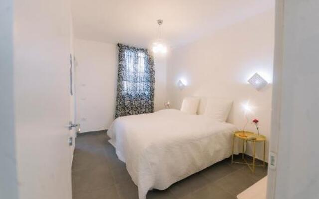 Luxury Neve Tsedek 3 Bdr Apartment