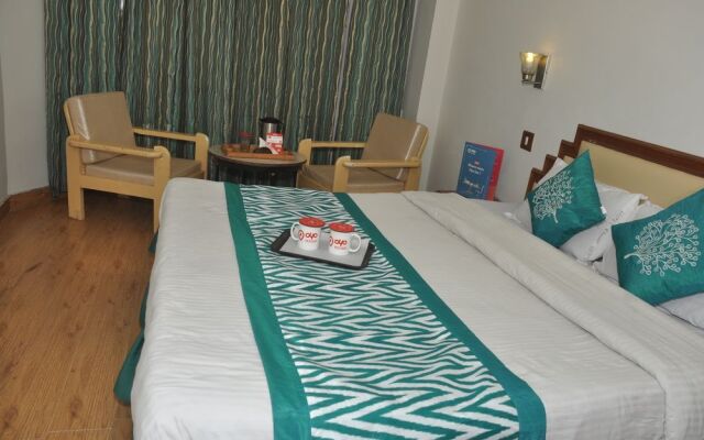 OYO 1636 Hotel Rahat Regency