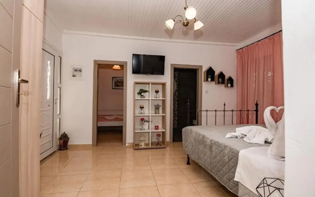 Helen s Countryside House