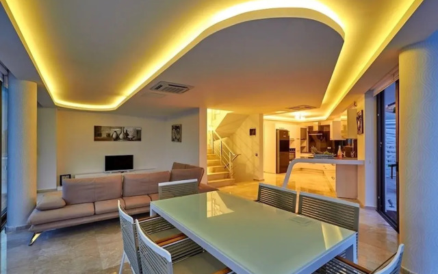 Villa Livadi by VillaTatilin