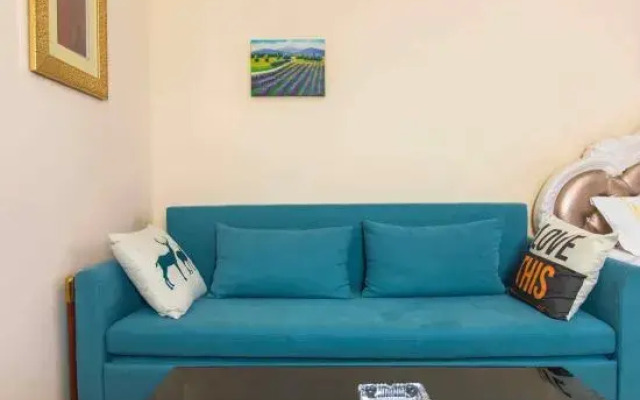 Juanzi Apartment