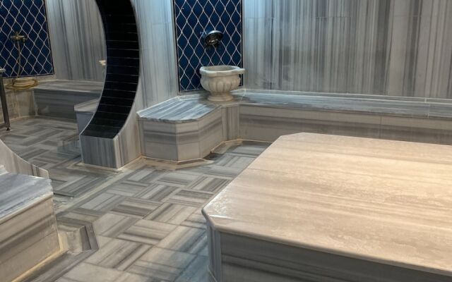 Ofuro World Hotel Spa