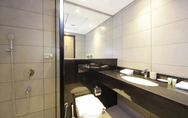 Executive Studio Seven
