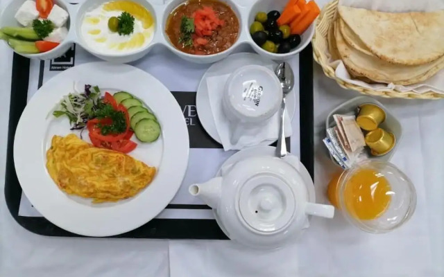 Sunday Luxury Downtown Adliya Formerly Jewel Hotel