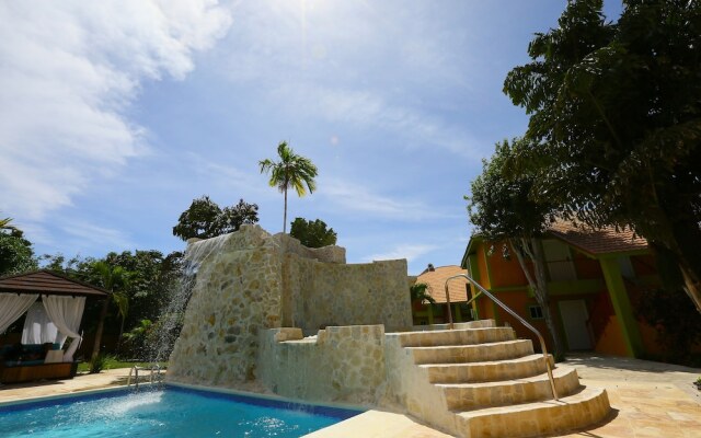 The Oasis Resort - All Inclusive
