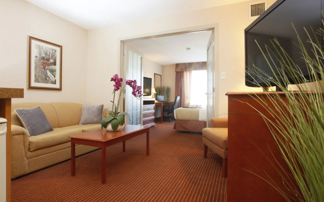 Stonebridge Hotel Dawson Creek