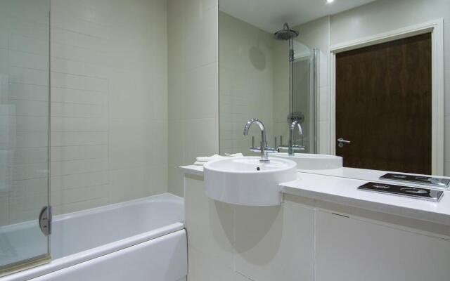 Truman House Apartment
