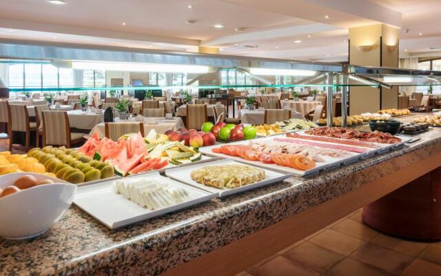 Hotel ILUNION Caleta Park