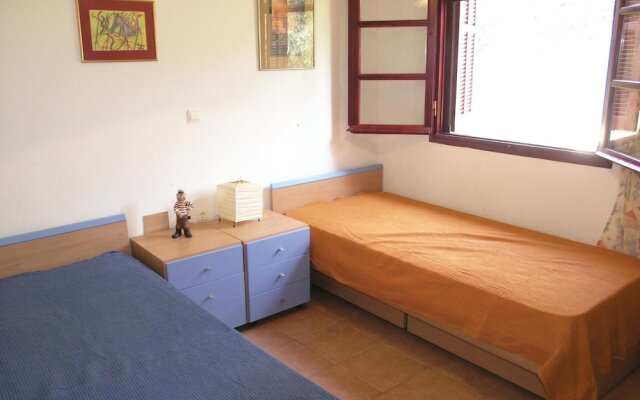 Beautiful Home in Eretria Evia With 2 Bedrooms, Wifi and Outdoor Swimming Pool