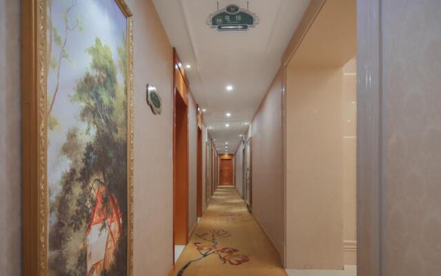 Vienna Hotel Shandong Zhangqiu Ancient City Baimaiquan