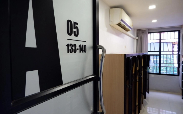 18 Coins Budget Hotel