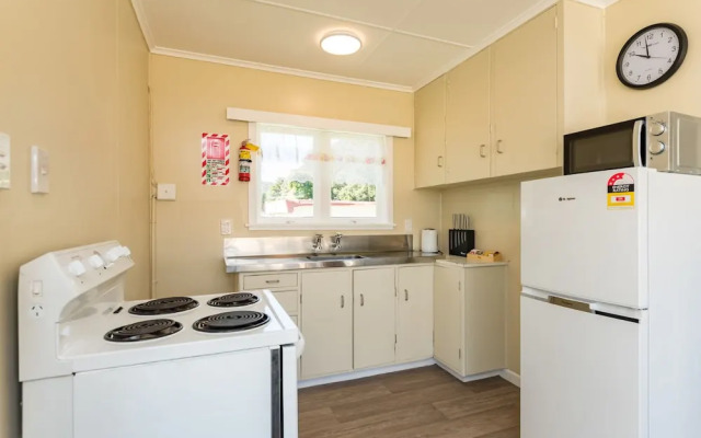 Waitangi Beach Bach 30B