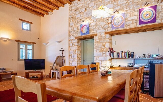 Luxury Breathtaking Villa in Paros