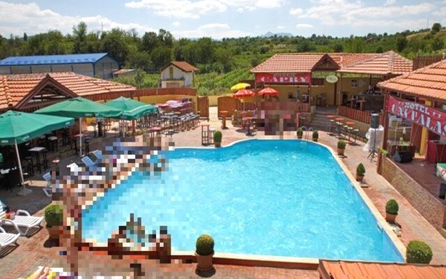 Hotel Uni Palas I