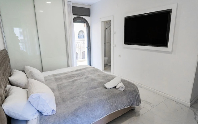 Harav Kuk Residence