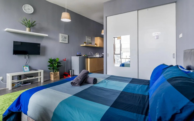 Proper Suites at Empire Damansara