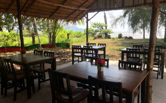 Blue Lagoon Home Trang