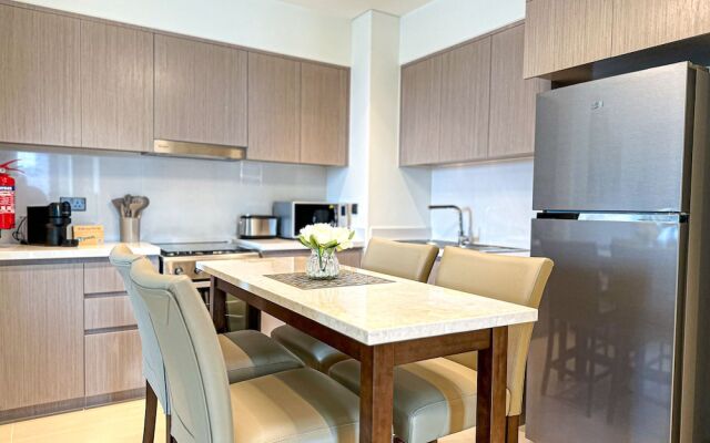 HiGuests - Act Tower 1