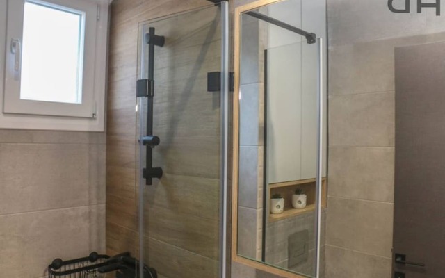 New Studio 3 Downtown Thessaloniki-fully Equipped