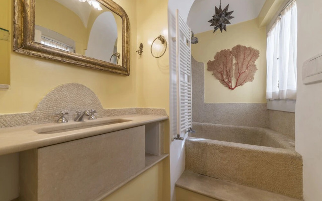 Campo De' Fiori Luxury Apartment
