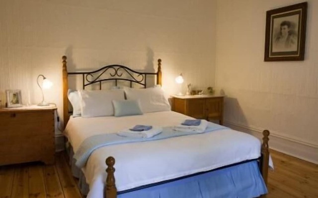 Brown's House Bed and Breakfast