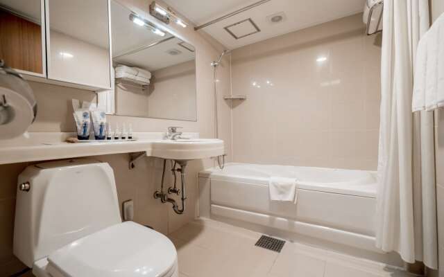 Oriens Hotel & Residences