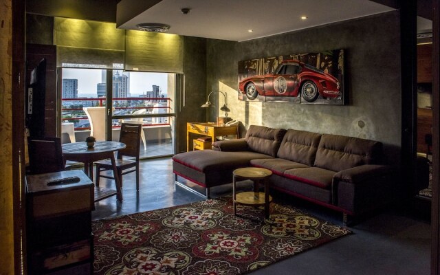 Flowery Holiday Suites