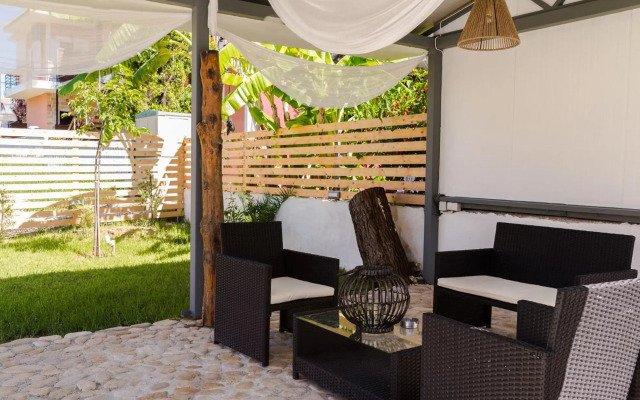 Rooms 48 by Zante Plaza