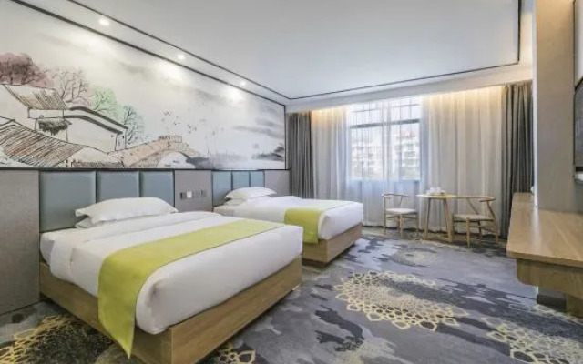 Fujiang Boutique Hotel (Longyandong Station Branch)