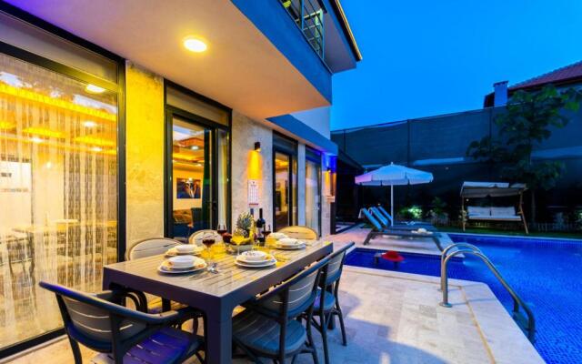 Luxury Duplex Villa With 2 Pools in Kas