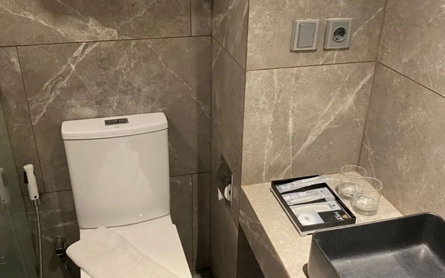 Fieris Hotel Rawamangun