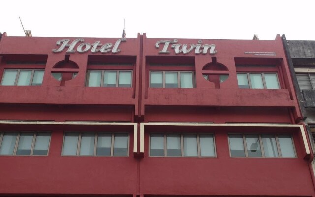 OYO 151 Twin Hotel