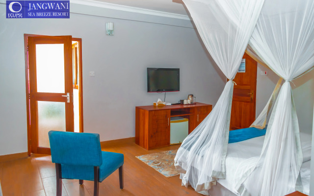 Best Western Jangwani Sea Breeze Hotel