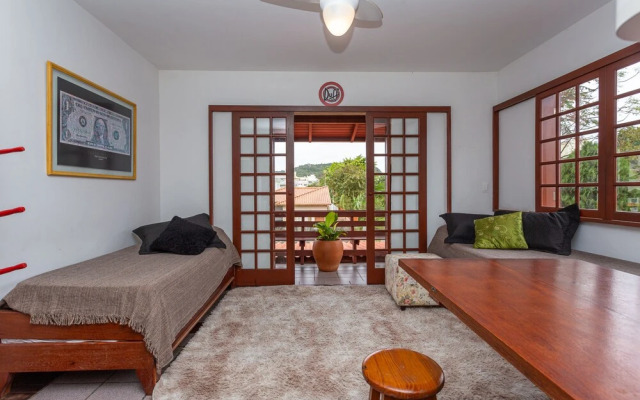 Conforto em Jurerê com sua família THI003e4