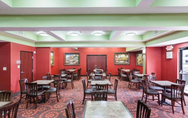 Comfort Inn & Suites Near Medical Center