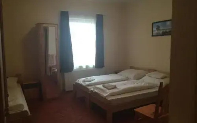 Kék Lagúna Panzió