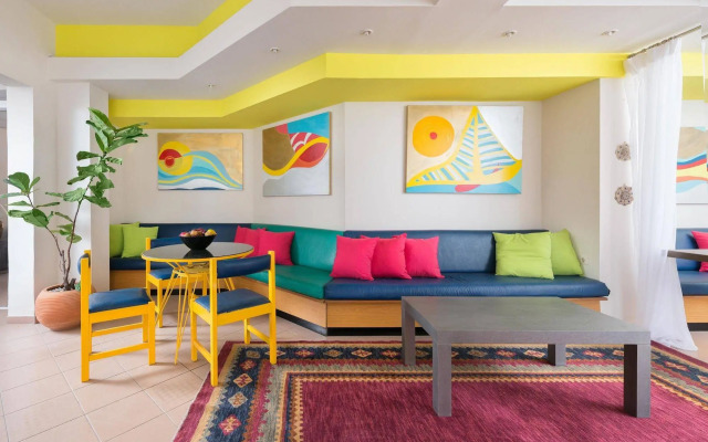 Mariette Rhodes Urban Suites