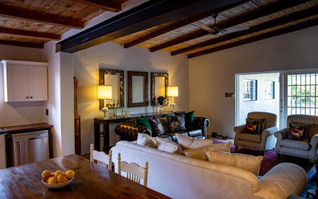 Oak Falls Accommodation