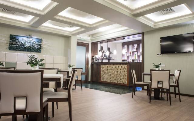 Hotel Relax