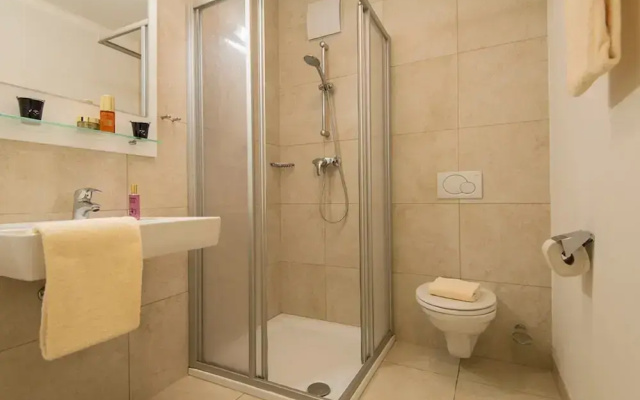 Apartment in Bad Gastein Near Ski Lifts