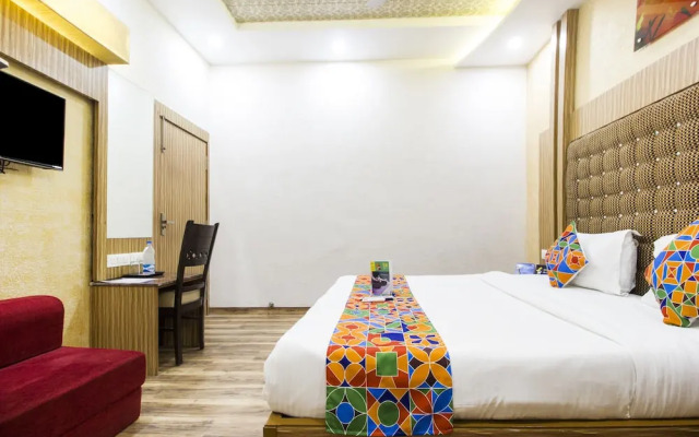 OYO Flagship 29074 Golden Temple Road