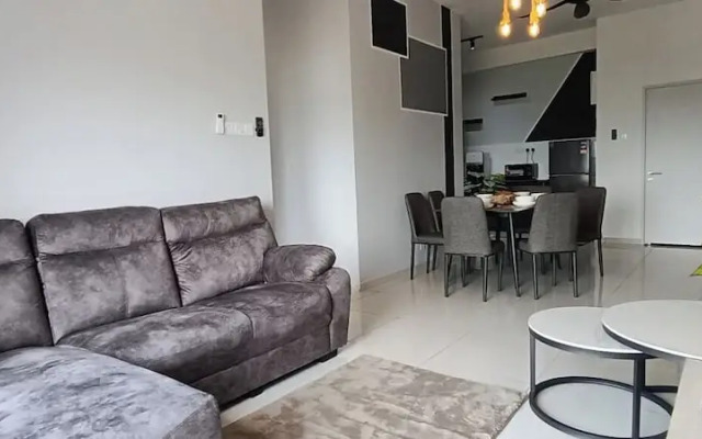 The Horizon Ipoh L18 by Grab A Stay