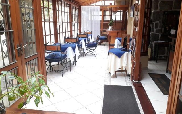 Hotel 3 Poniente