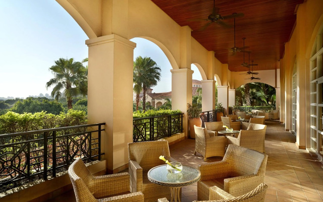 Hillview Golf Hotel